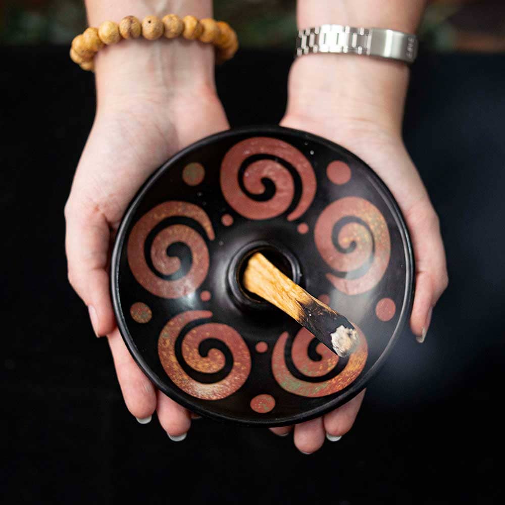 Quemador de incienso – cerámica – hecho a mano “Chulucanas” 